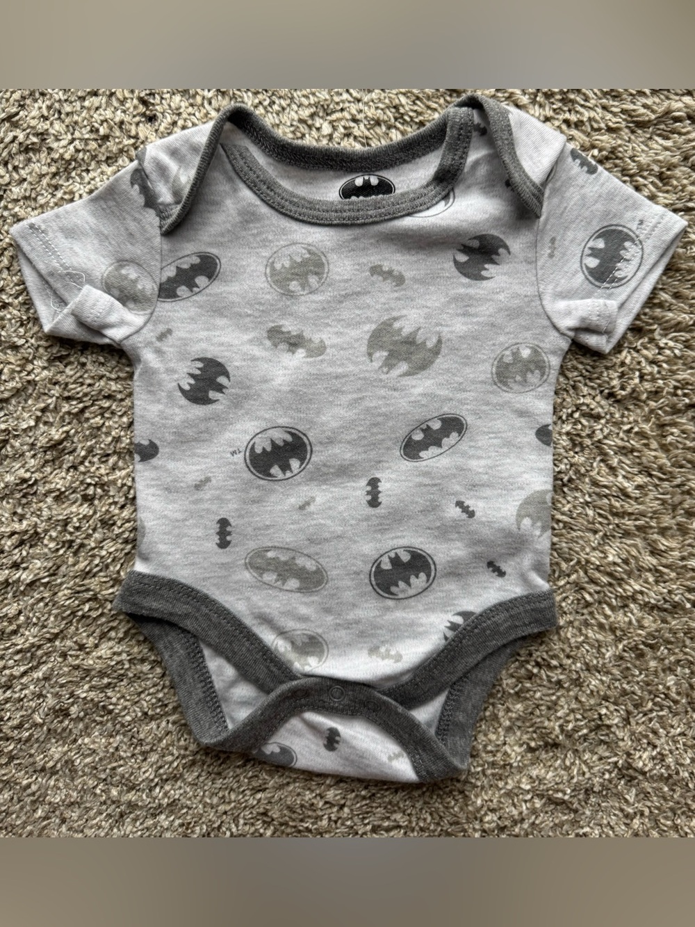Batman 0-3M Logo Print Baby Onesie Gray